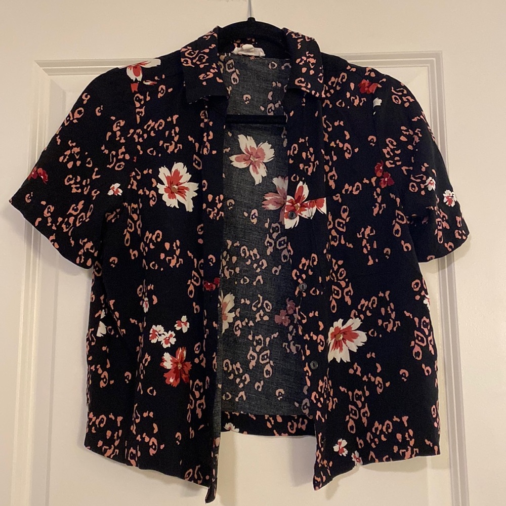 Womens floral button down size small